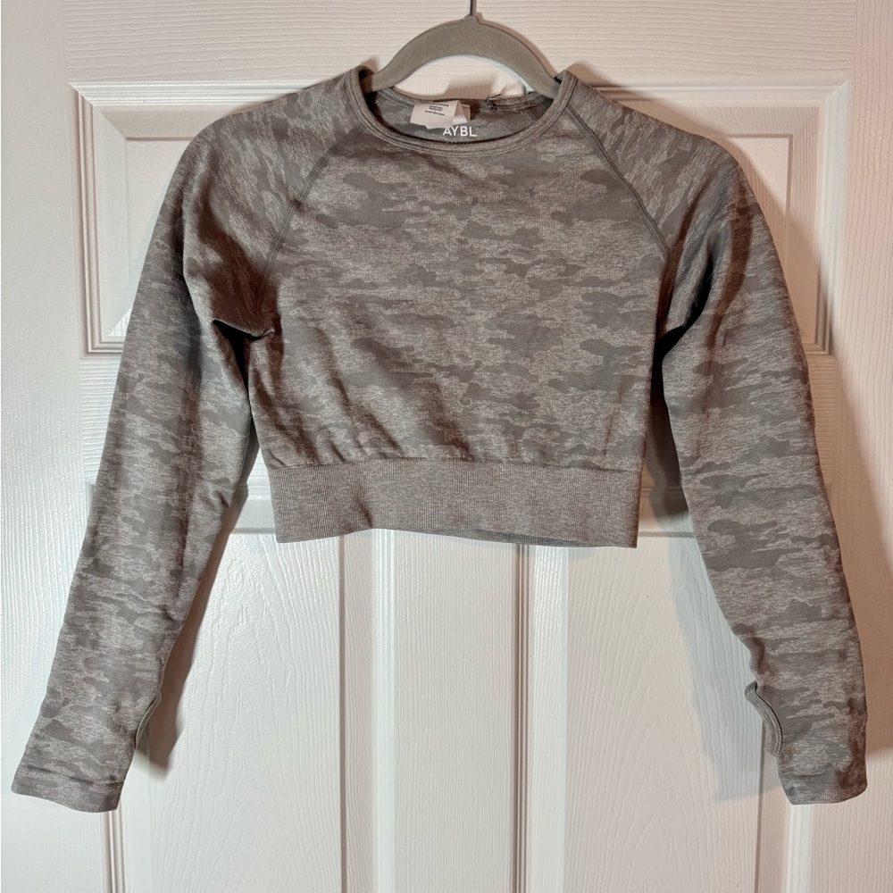 Gray Camo Long Sleeve Crop Top
